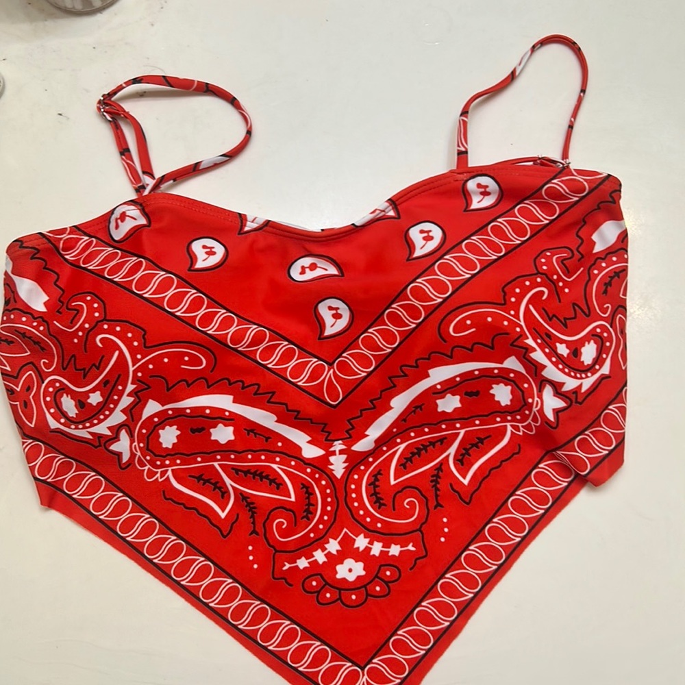 Shein bathing suit top new never worn size-0XL